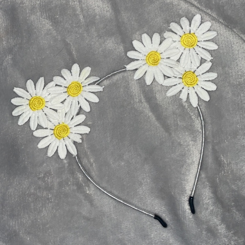 Daisy Kitty headband